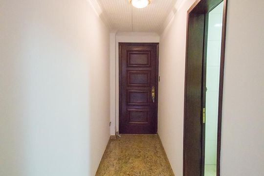 Entrada de apartamento à venda com 3 quartos, 118m² em Aclimação, São Paulo