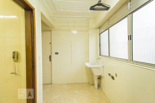 Lavanderia de apartamento à venda com 3 quartos, 118m² em Aclimação, São Paulo