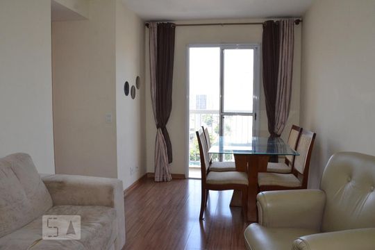 Sala de apartamento para alugar com 3 quartos, 67m² em Engenho de Dentro, Rio de Janeiro