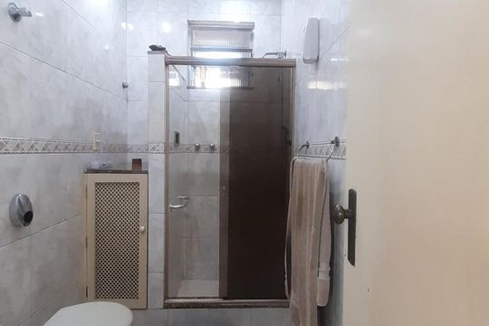 Banheiro Social de apartamento à venda com 2 quartos, 70m² em Riachuelo, Rio de Janeiro