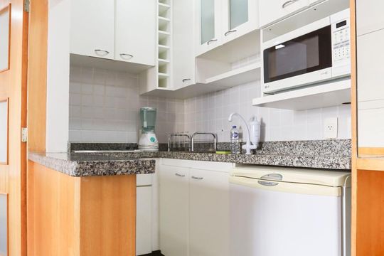 Cozinha de kitnet/studio à venda com 1 quarto, 30m² em Vila Buarque, São Paulo