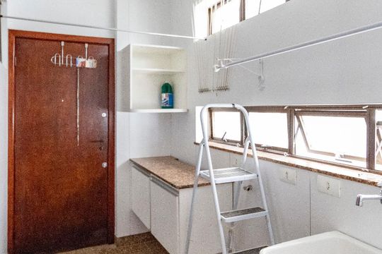 Área de Serviço de apartamento para alugar com 3 quartos, 100m² em Funcionários, Belo Horizonte