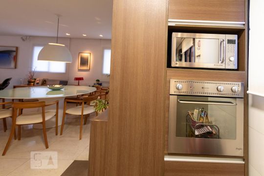 Cozinha de apartamento à venda com 2 quartos, 160m² em Jardim Fonte do Morumbi, São Paulo