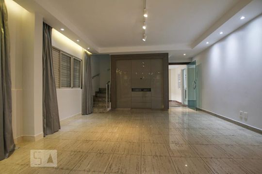 Sala 1 de casa de condomínio para alugar com 3 quartos, 170m² em Setor Bueno, Goiânia