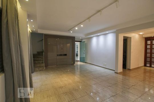 Sala 1 de casa de condomínio para alugar com 3 quartos, 170m² em Setor Bueno, Goiânia
