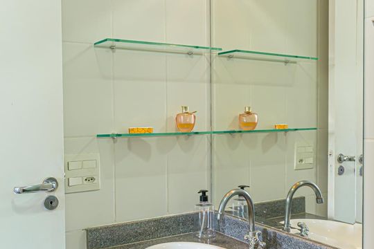 Banheiro da Suíte de apartamento para alugar com 2 quartos, 69m² em Cambuci, São Paulo