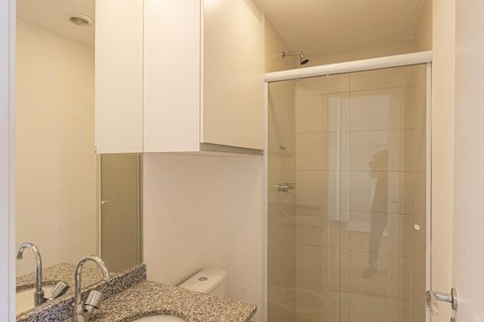 Banheiro Social de apartamento para alugar com 1 quarto, 36m² em Brás, São Paulo