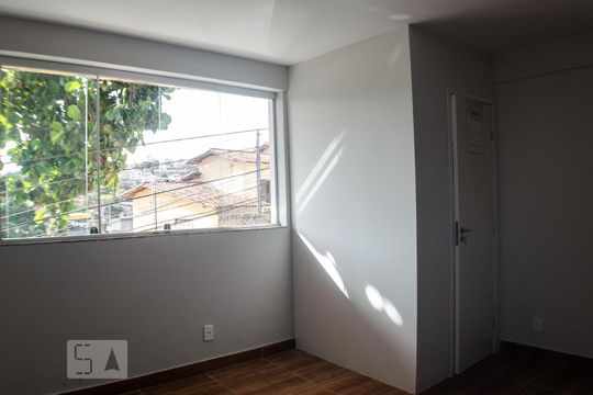 Quarto de kitnet/studio para alugar com 1 quarto, 50m² em Palmeiras, Belo Horizonte