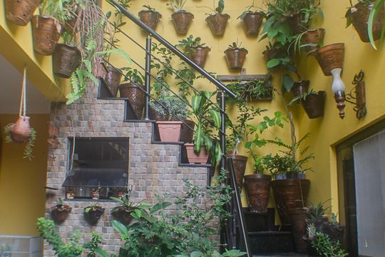 Escada para área de serviço de apartamento à venda com 3 quartos, 125m² em Vila Nhocuné, São Paulo