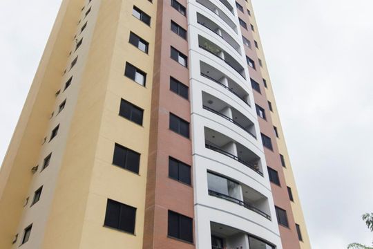 Fachada de apartamento à venda com 2 quartos, 58m² em Vila Andrade, São Paulo
