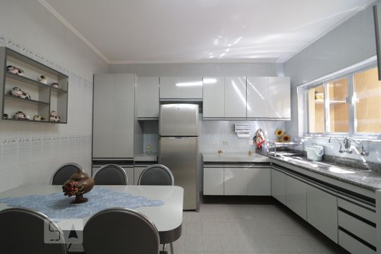 Cozinha de casa à venda com 2 quartos, 180m² em Cidade Mãe do Céu, São Paulo