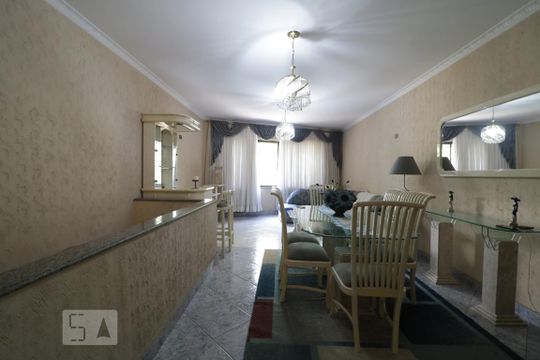 Sala de casa à venda com 2 quartos, 180m² em Cidade Mãe do Céu, São Paulo