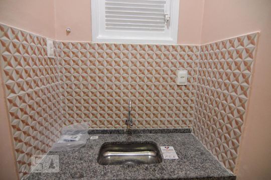 Cozinha de kitnet/studio para alugar com 1 quarto, 38m² em Centro, Rio de Janeiro