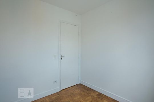 Quarto 1  de apartamento para alugar com 2 quartos, 62m² em Santa Teresinha, São Paulo