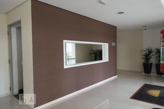Hall de apartamento para alugar com 2 quartos, 52m² em Ponte Grande, Guarulhos