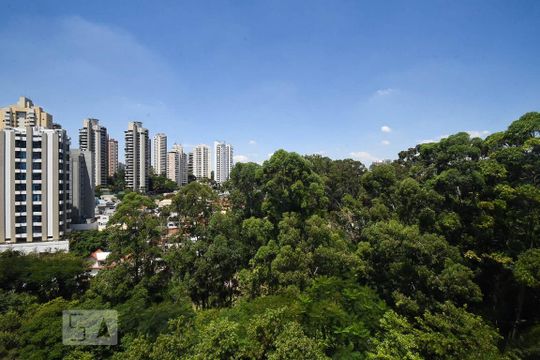 Vista de apartamento à venda com 3 quartos, 142m² em Paraíso do Morumbi, São Paulo