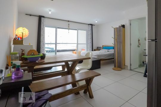 Kitnet/Studio à venda com 1 quarto, 38m² em Cambuci, São Paulo