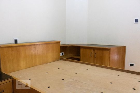 Quarto 1 de apartamento à venda com 2 quartos, 90m² em Pacaembu, São Paulo