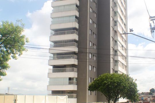 Fachada de apartamento à venda com 3 quartos, 75m² em Vila Caju, São Paulo