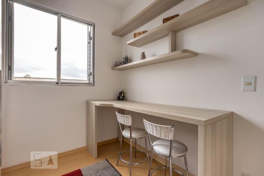 Quarto 2 de apartamento para alugar com 2 quartos, 45m² em Sarandi, Porto Alegre