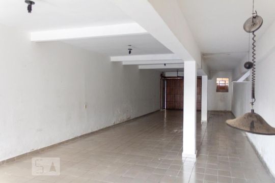 Garagem de casa à venda com 3 quartos, 250m² em Bosque da Saúde, São Paulo