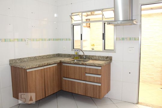 cozinha de casa de condomínio à venda com 2 quartos, 69m² em Vila Rui Barbosa, São Paulo