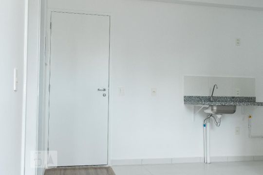 Sala de apartamento para alugar com 2 quartos, 34m² em Santana, São Paulo