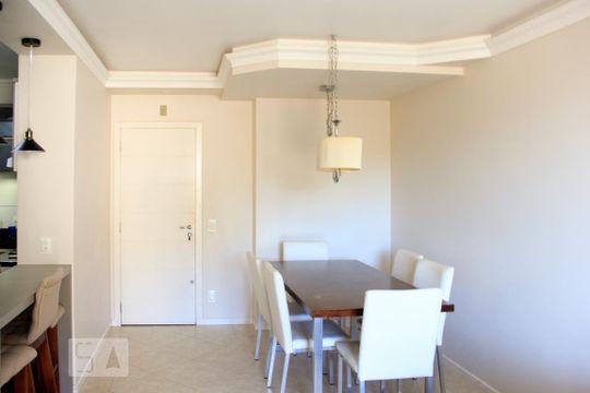 Apartamento para alugar com 2 quartos, 74m² em João Paulo, Florianópolis