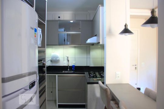 Cozinha  de apartamento para alugar com 2 quartos, 74m² em João Paulo, Florianópolis
