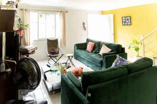Sala de casa de condomínio à venda com 3 quartos, 101m² em Vila Pierina, São Paulo