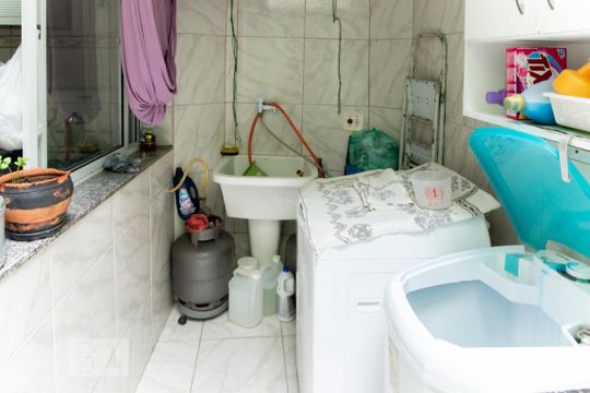 Área de Serviço de casa de condomínio à venda com 3 quartos, 101m² em Vila Pierina, São Paulo