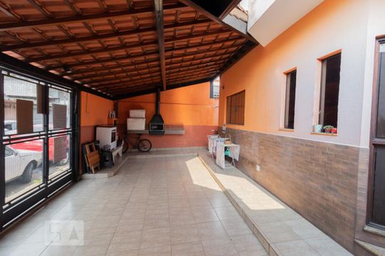 Garagem de casa à venda com 3 quartos, 110m² em Vila Mariza Mazzei, São Paulo