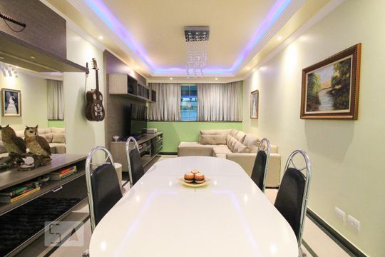 Casa à venda com 4 quartos, 600m² em Vila Albertina, São Paulo