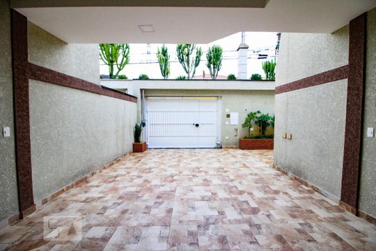 Garagem de casa à venda com 4 quartos, 600m² em Vila Albertina, São Paulo