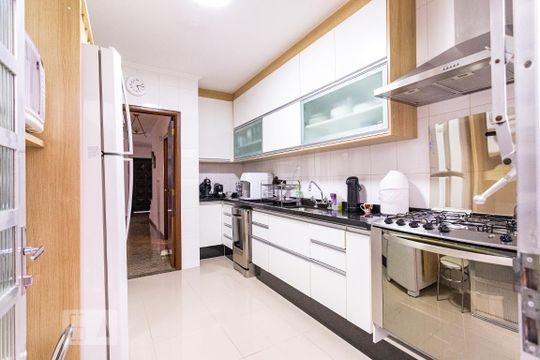 Cozinha de casa à venda com 4 quartos, 212m² em Planalto Paulista, São Paulo