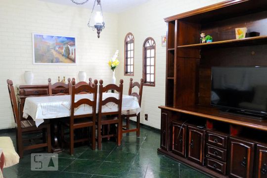 Sala de casa à venda com 3 quartos, 159m² em Curicica, Rio de Janeiro