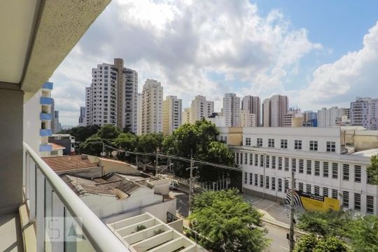 Sacada de kitnet/studio para alugar com 1 quarto, 39m² em Vila Mariana, São Paulo