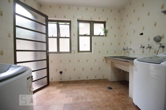 Área de Serviço de casa à venda com 5 quartos, 500m² em Cidade Jardim, São Paulo