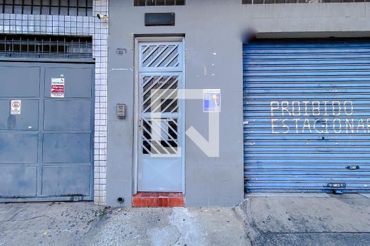 Fachada de apartamento para alugar com 1 quarto, 45m² em Canindé, São Paulo