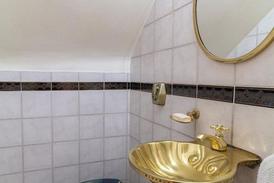 Lavabo de casa à venda com 3 quartos, 220m² em Butantã, São Paulo
