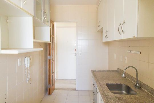 Cozinha de apartamento para alugar com 3 quartos, 62m² em Ipiranga, São Paulo