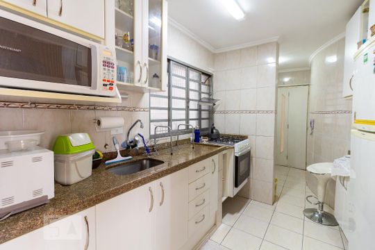 Cozinha de apartamento para alugar com 2 quartos, 60m² em Vila Osasco, Osasco