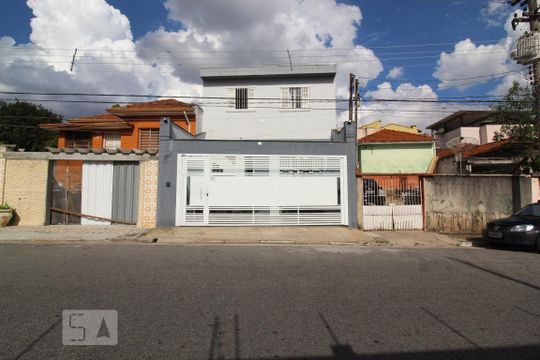 Fachada de casa à venda com 3 quartos, 380m² em Cerâmica, São Caetano do Sul