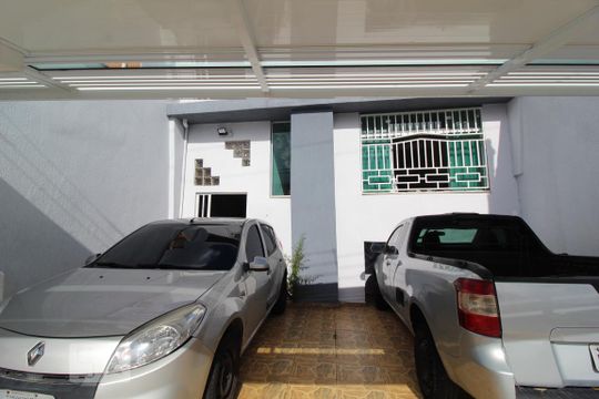 2 vgs de garagem de casa à venda com 3 quartos, 380m² em Cerâmica, São Caetano do Sul