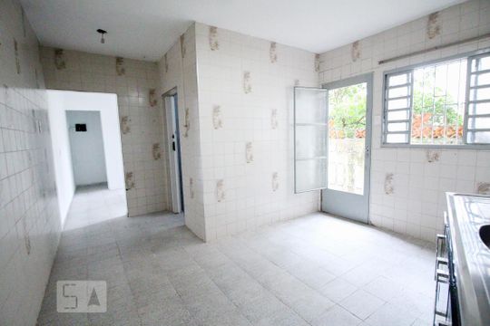 Casa à venda com 2 quartos, 200m² em Vila Baruel, São Paulo