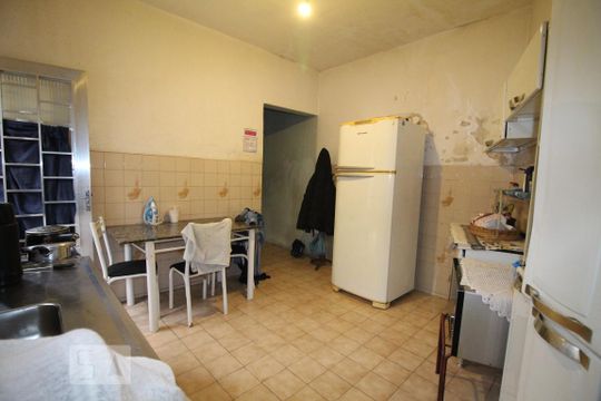 Casa à venda com 2 quartos, 200m² em Vila Baruel, São Paulo