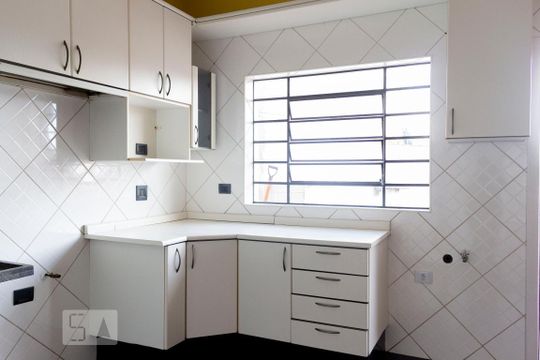 Cozinha de casa para alugar com 2 quartos, 120m² em Cambuci, São Paulo