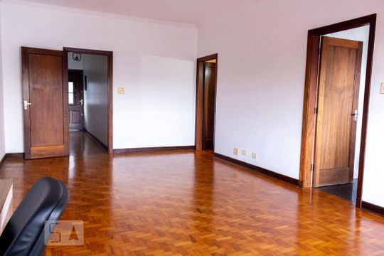 Sala de casa para alugar com 2 quartos, 120m² em Cambuci, São Paulo