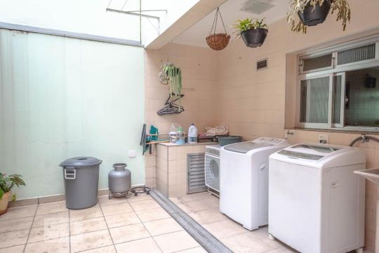 Área de Serviço de casa para alugar com 4 quartos, 260m² em Vila Formosa, São Paulo