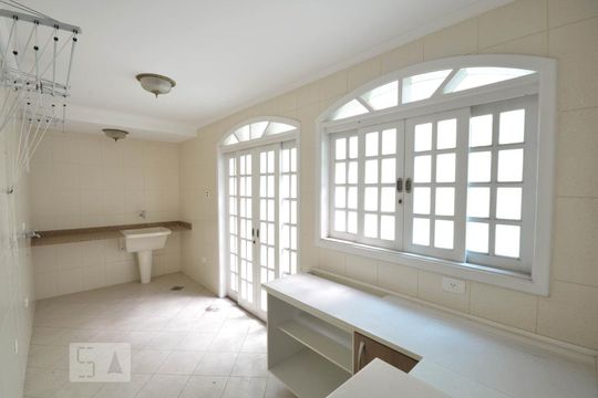 Area de Serviço de casa para alugar com 6 quartos, 556m² em Jardim da Saúde, São Paulo